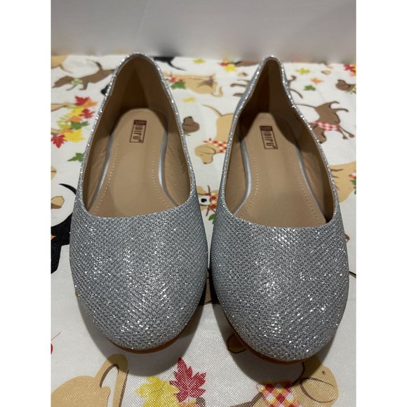 IDIFU Flatrena Comfortable Closed Round Toe Flat Women's Size 8.5 - Picture 1 of 8